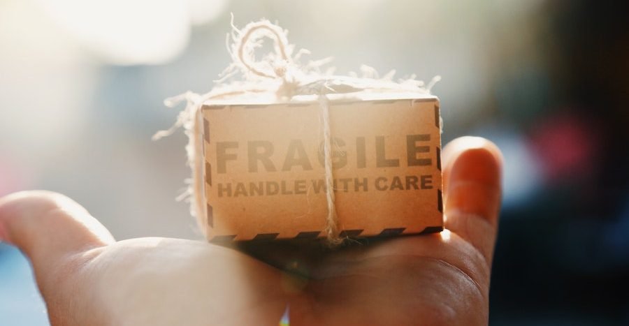 fragile1